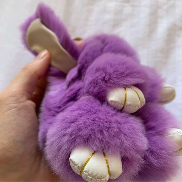💜🐰 NWOT Purple Bunny Keychain - Picture 3 of 4